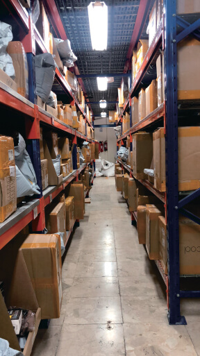 Dubai Overseas Warehouse Real Scene